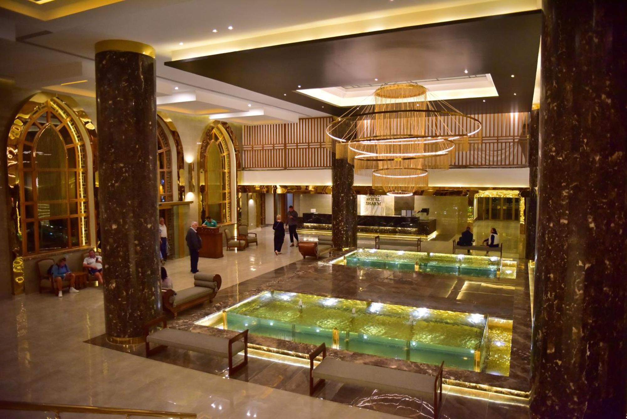 The Grand Hotel Sharm El Sheikh Exterior foto The lobby of the Grand Hyatt Hotel