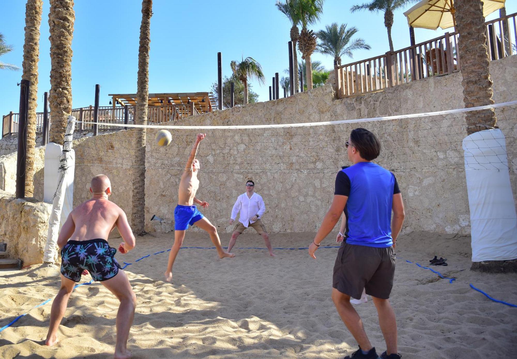 The Grand Hotel Sharm El Sheikh Exterior foto Beach volleyball at the 2018 Mediterranean Games